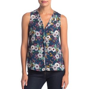 Bobeau Lily Sleeveless Floral Pleat Blue Blouse LP